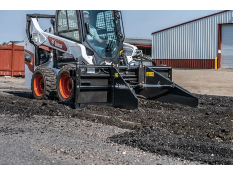 bobcat-asphalt-spreader-dsc00787-21f3-544x362